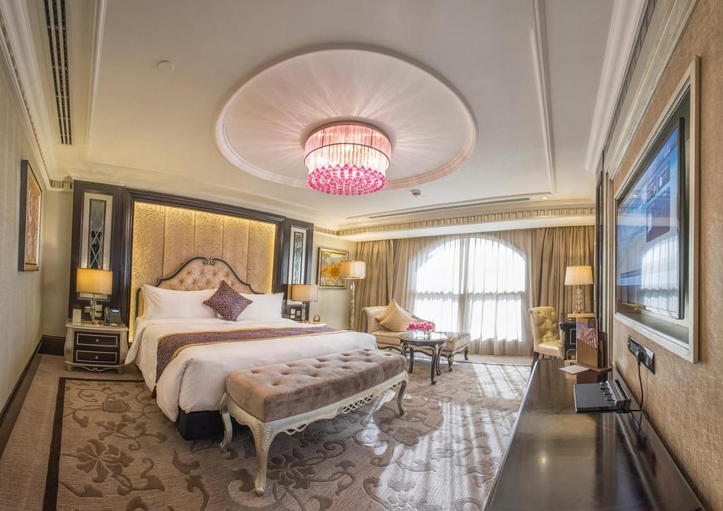 شكل غرفة في فندق وسبا نارسيس الرياض